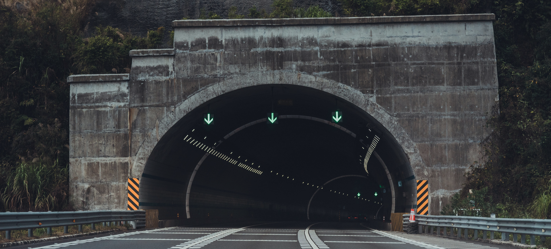 公路隧道智能监测解决方案